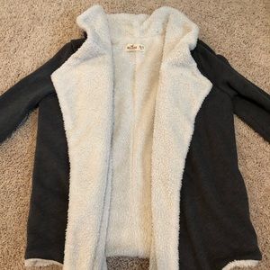 Hollister cardigan